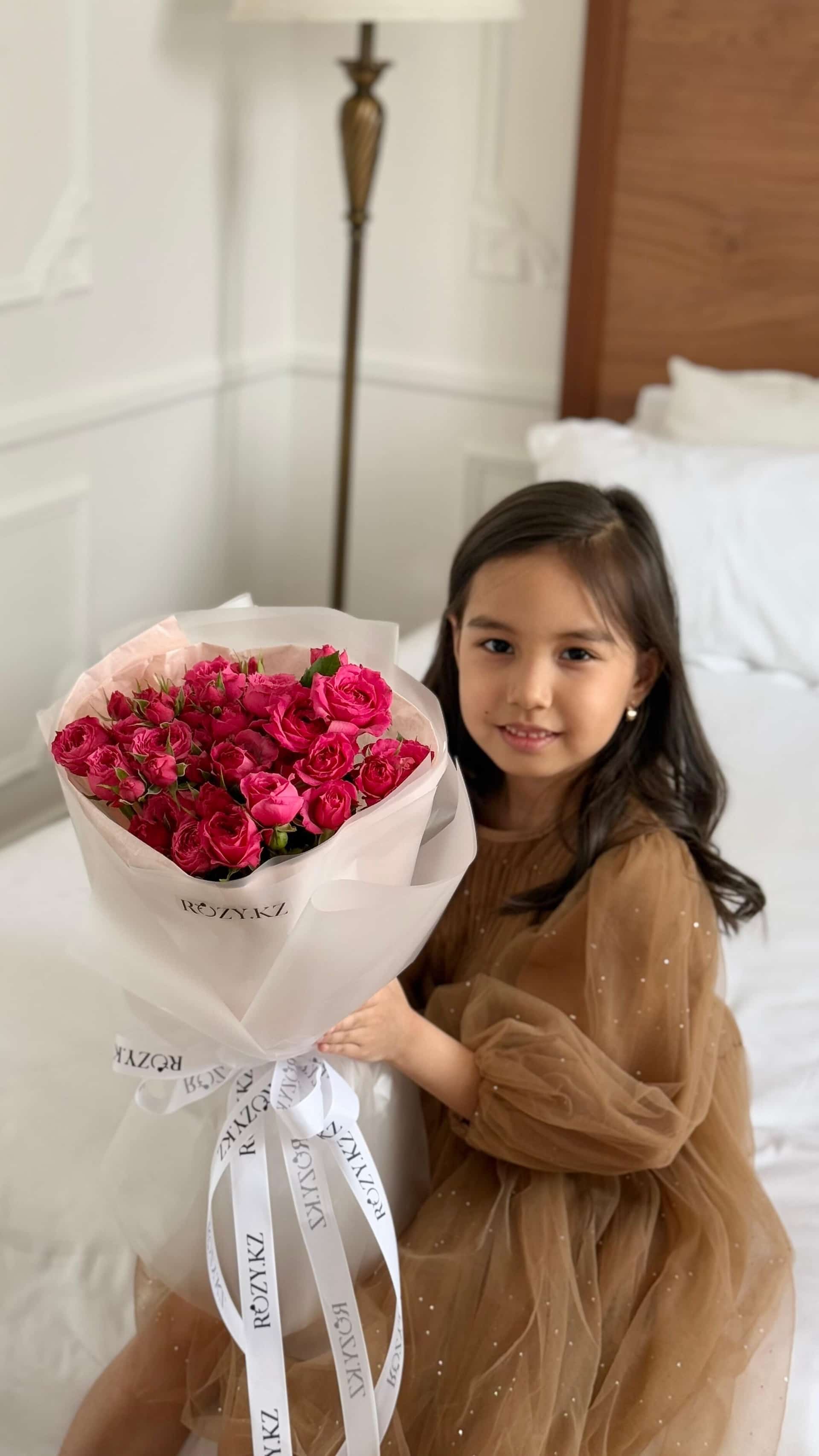 Роза кустовая 5 шт