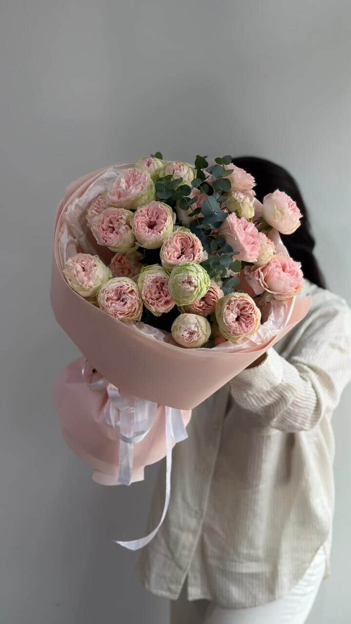 Bouquet of 5 spray roses