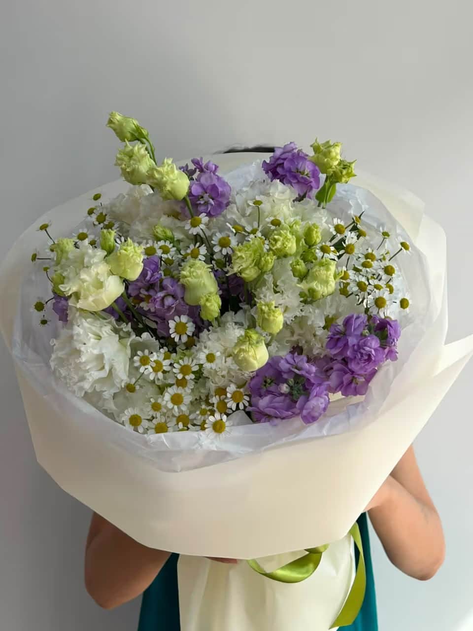 Box of 25 French roses size L