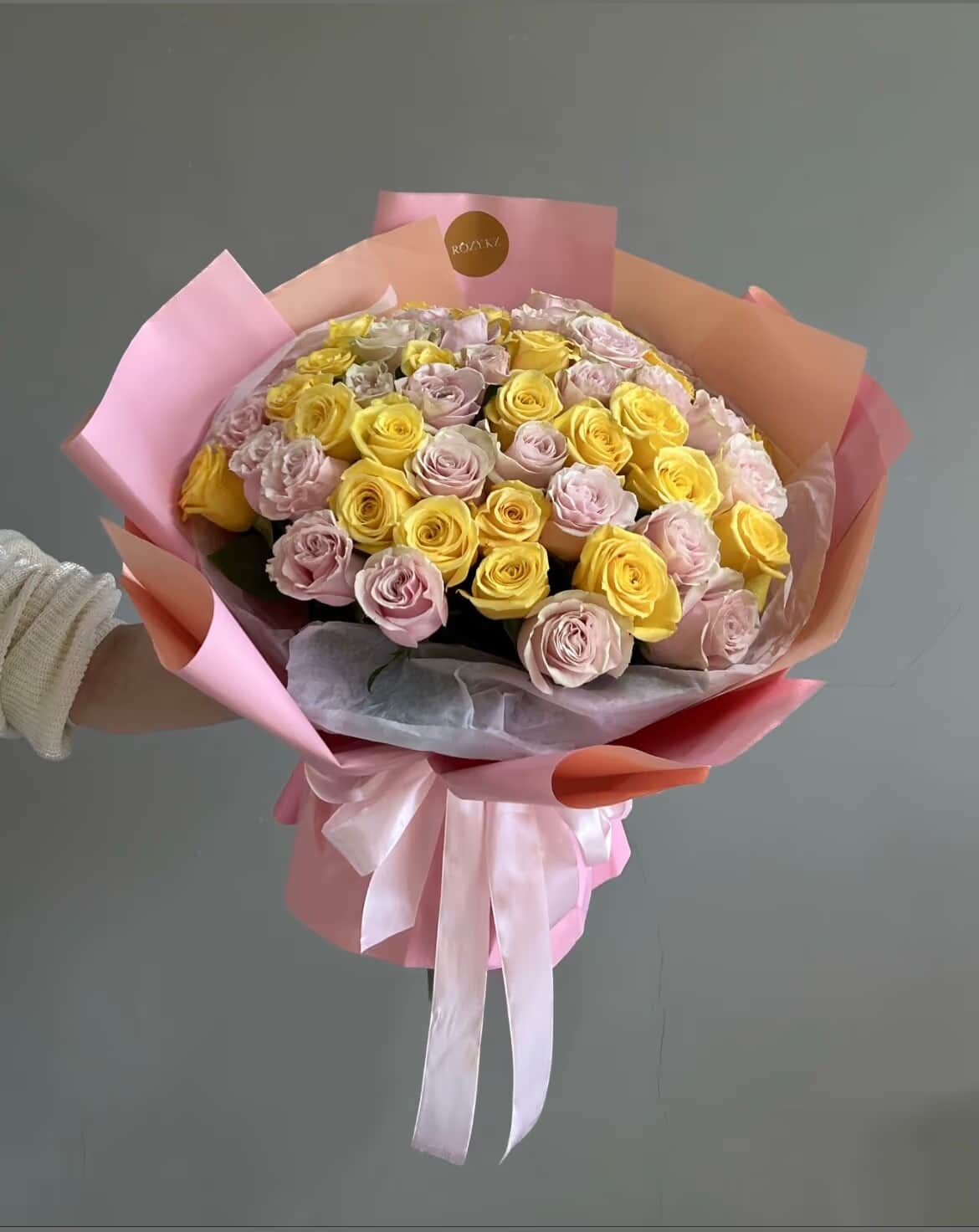 Mix 51 light pink/yellow roses