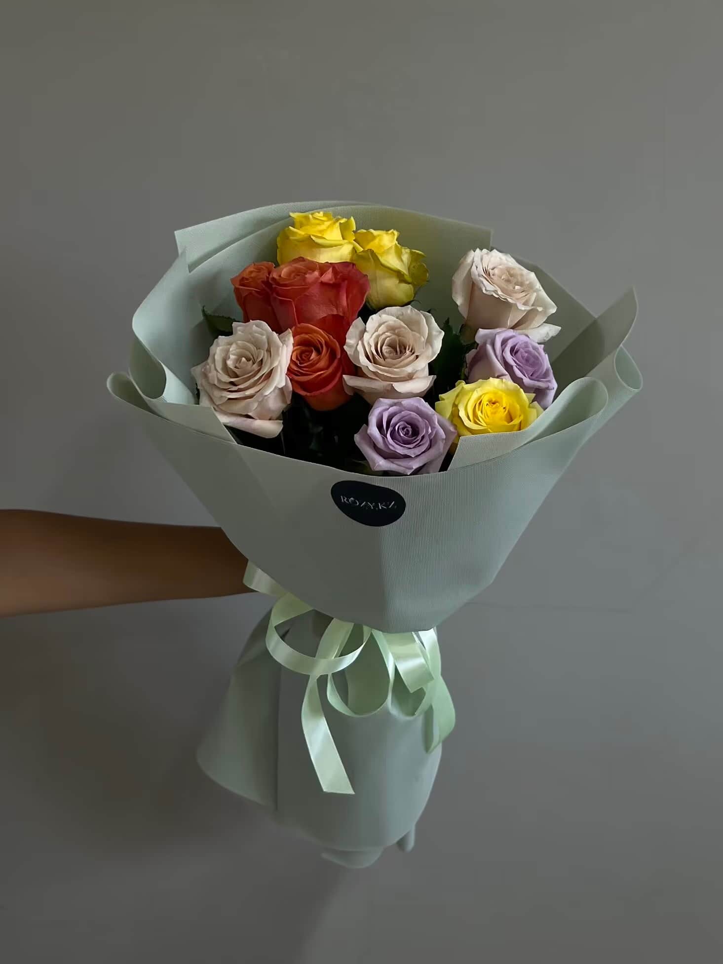 Mix 11 roses