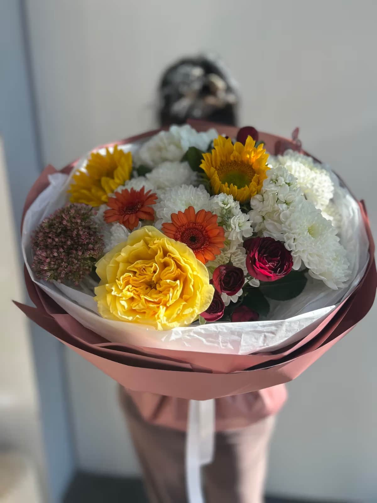 Sunny Inspiration — Chrysanthemum spray, Helianthus Jua Inca