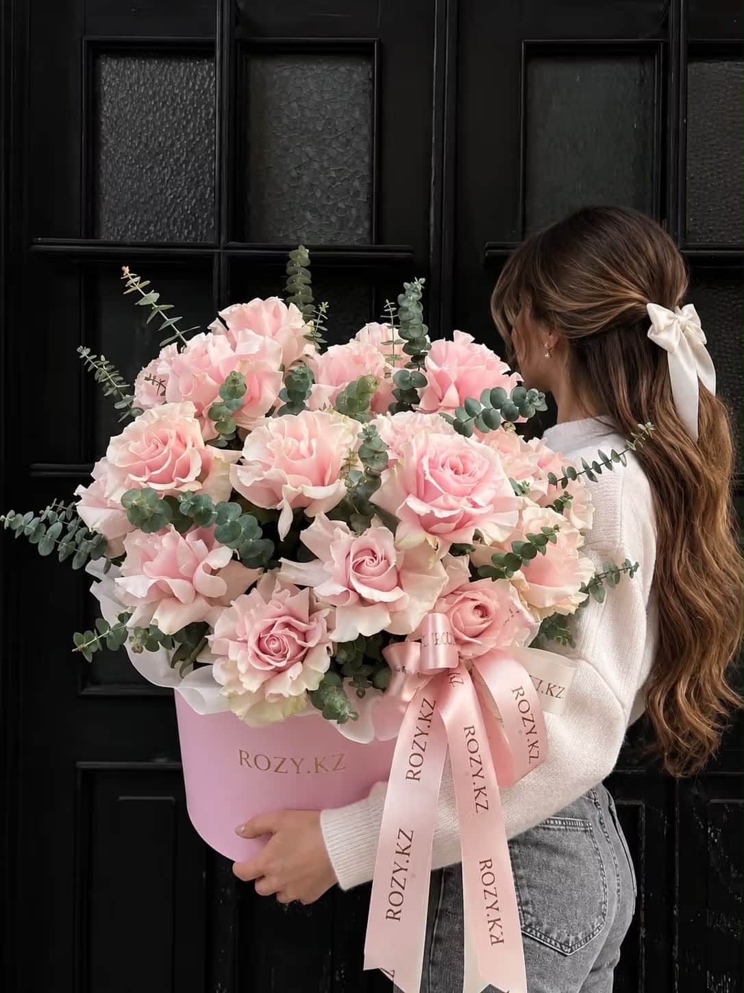Коробка «Rose Romance» — Роза светло-розовая, Эвкалипт цинарея XL