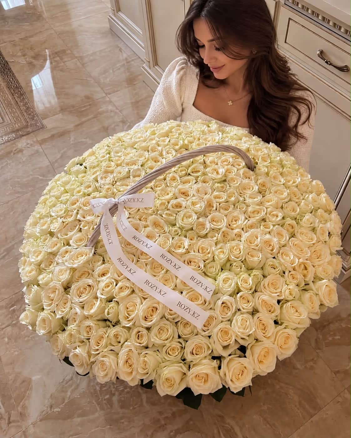Basket of 501 shikarnoy white roses