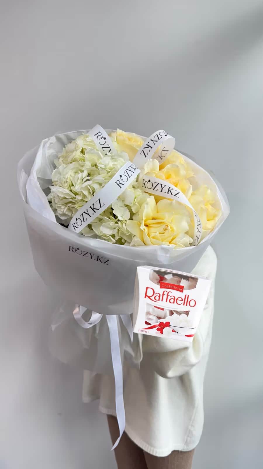 Combo bouquet White Elegance and Raffaello — Hydrangea, Rose white