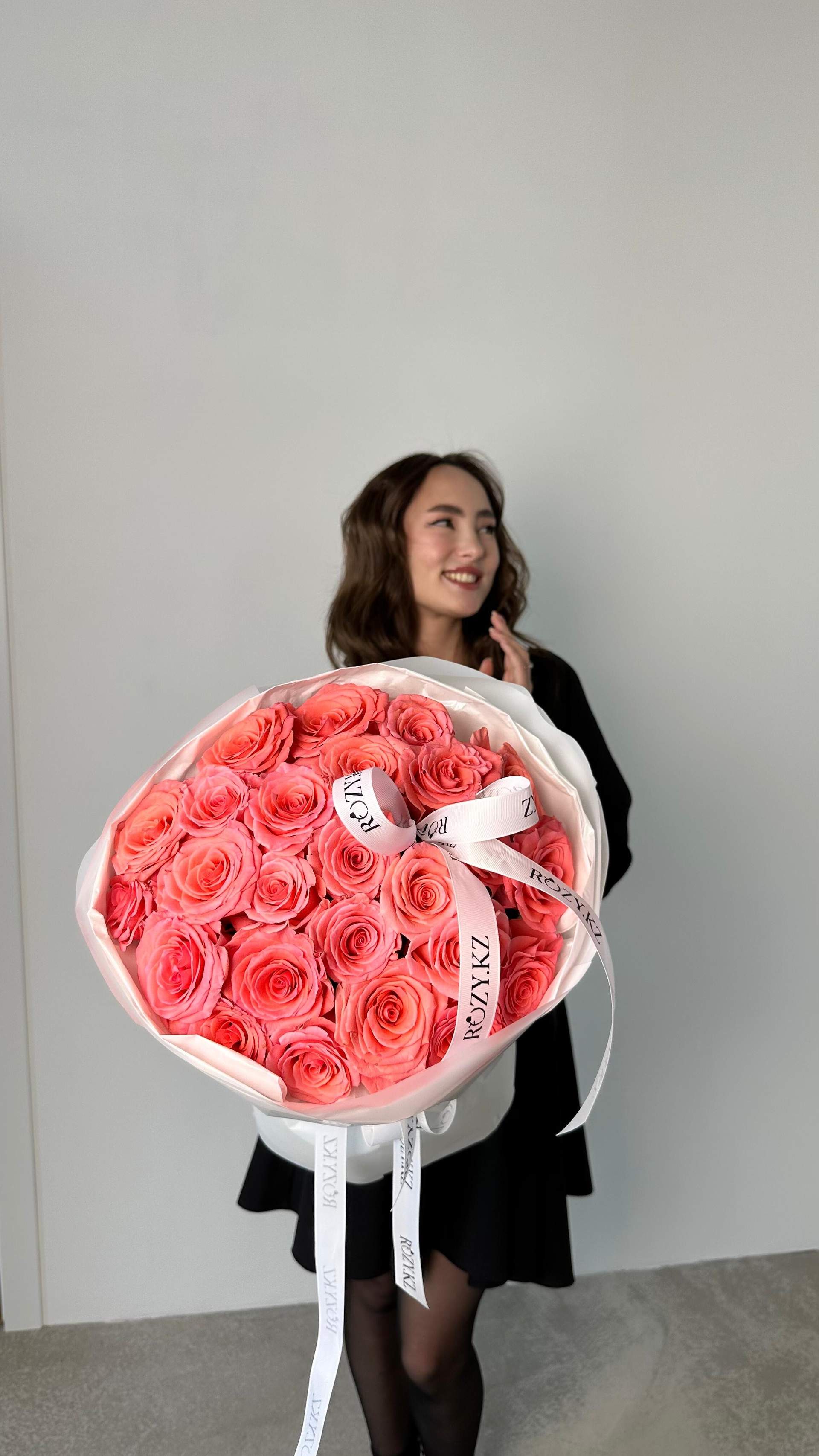 Розовый25 роз