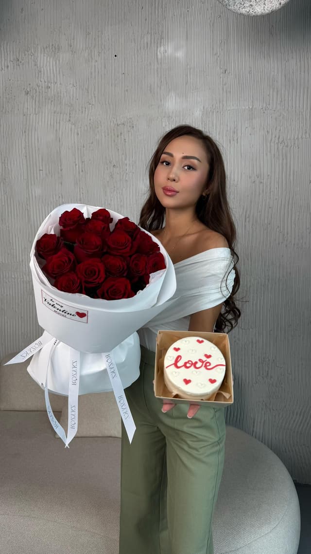 Комбо қызыл 15 раушан & бенто “Love”