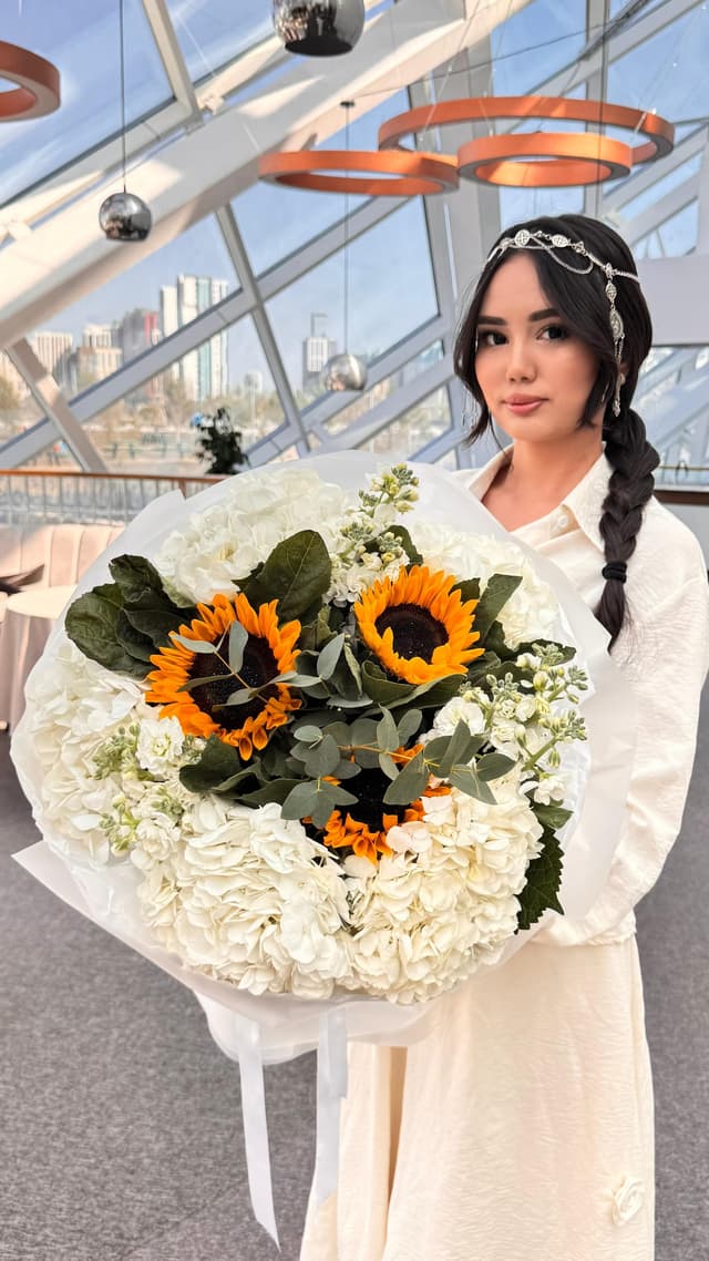 Гүл шоғы Golden Sunflower — Гортензия, Эвкалипт цинарея XL