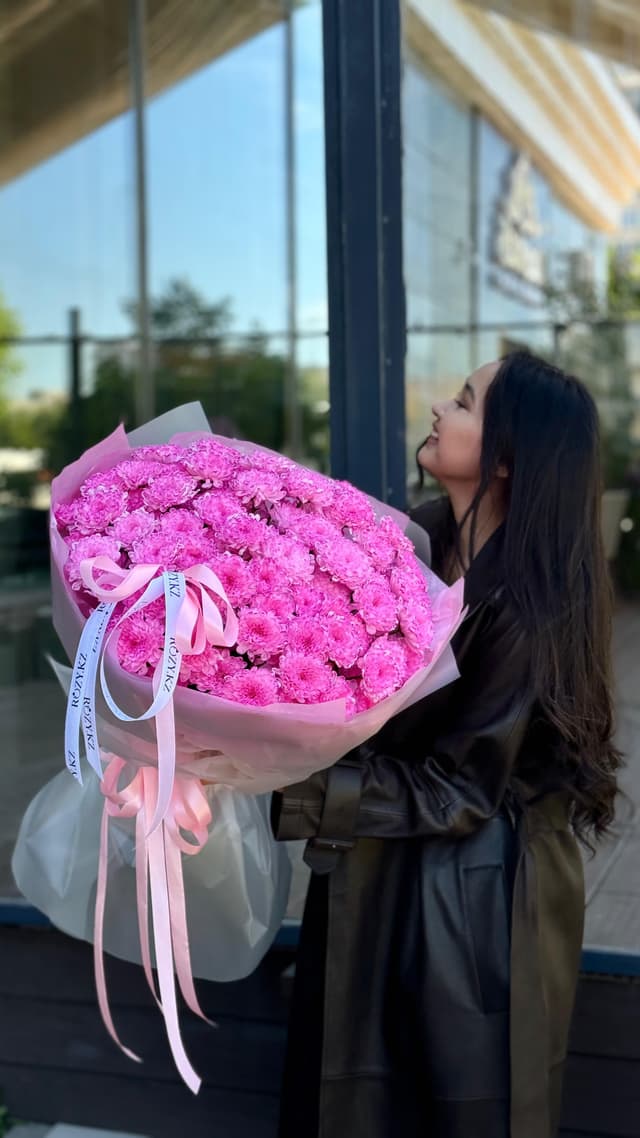 15 pink chrysanthemums