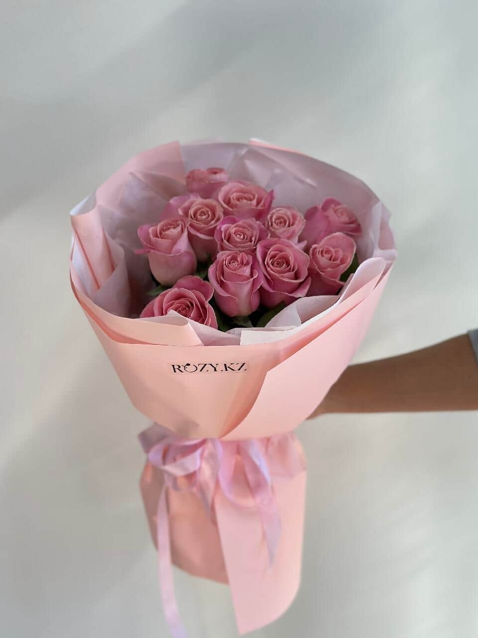 Bouquet of 11 roses