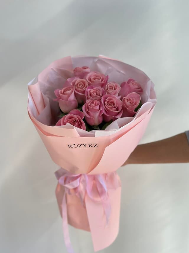 Bouquet of 11 roses