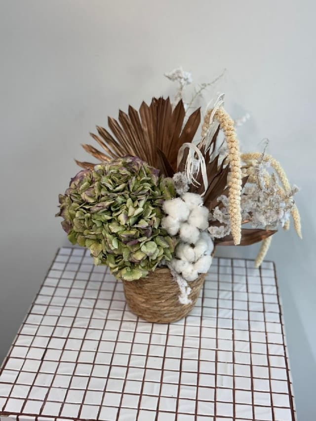 Arrangement of dried flowers