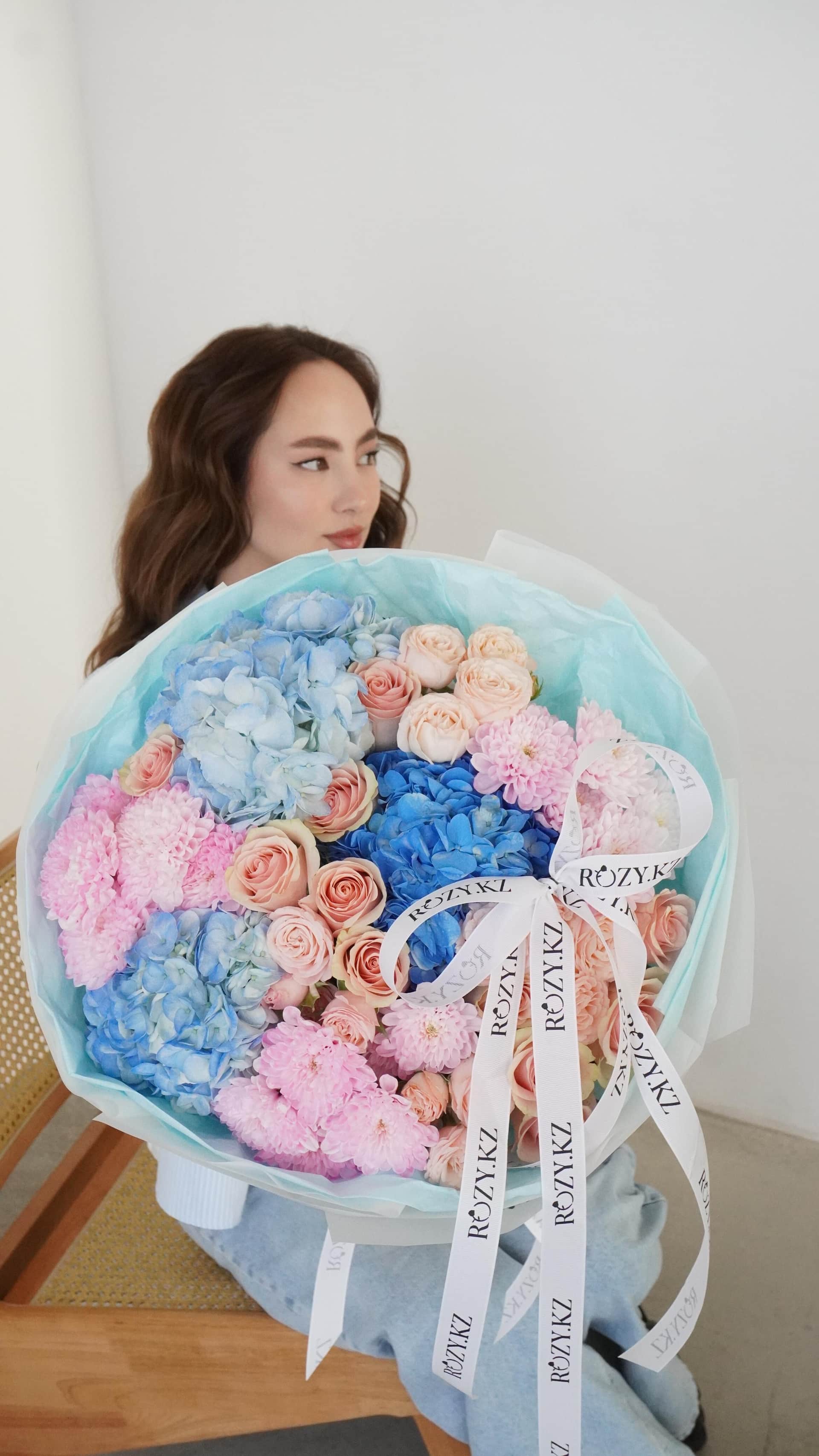 Euro bouquet “ROMANCE”