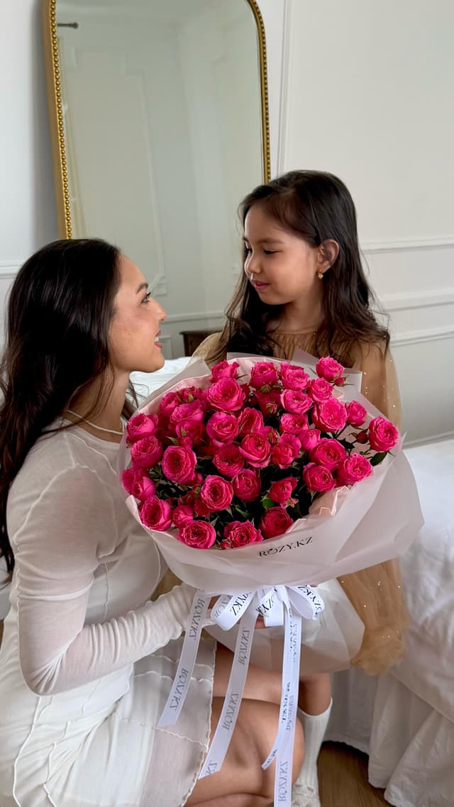 Spray rose 9 pcs