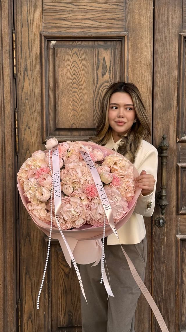 Bouquet "Rozovyy"