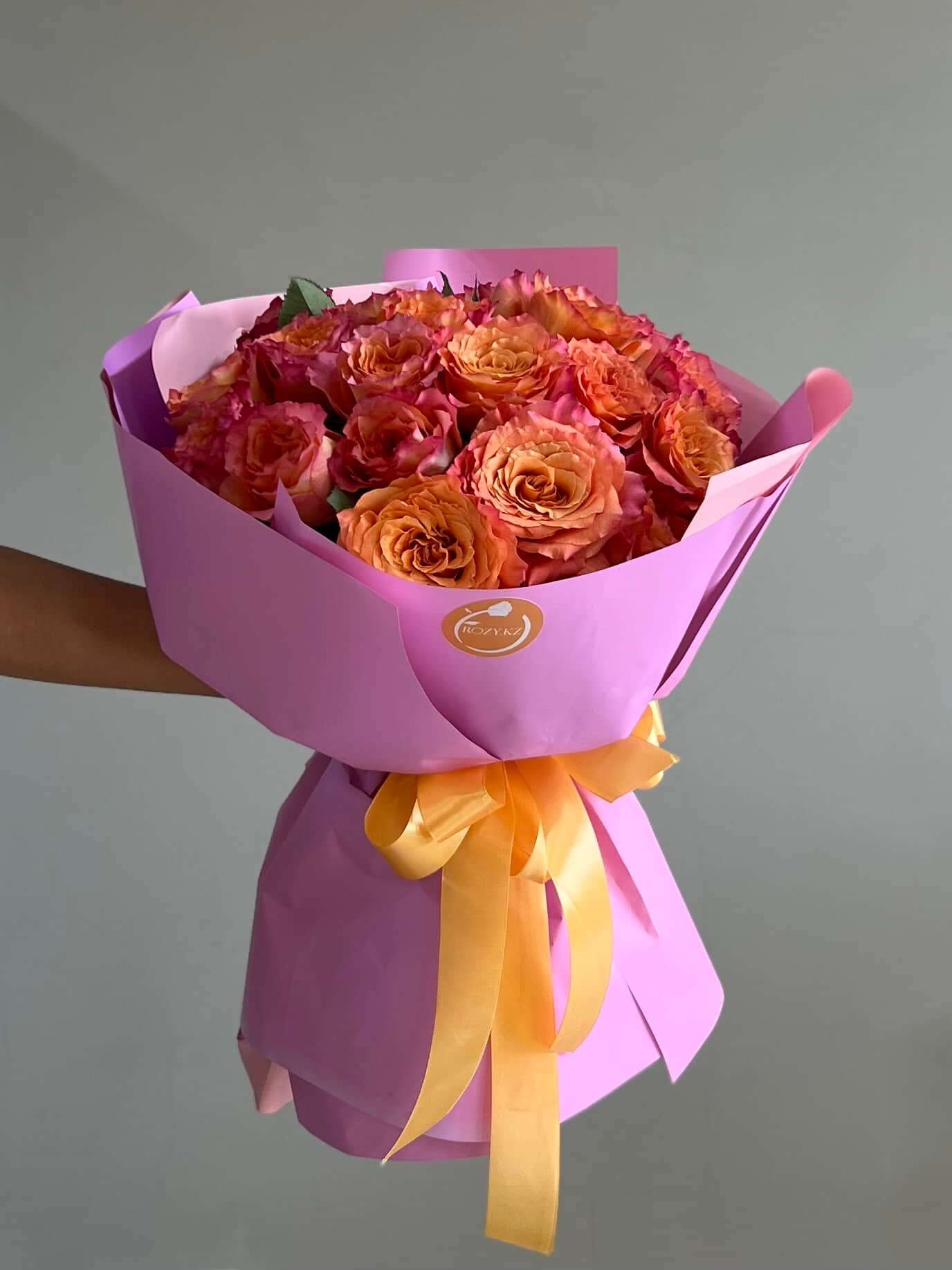 19 orange roses
