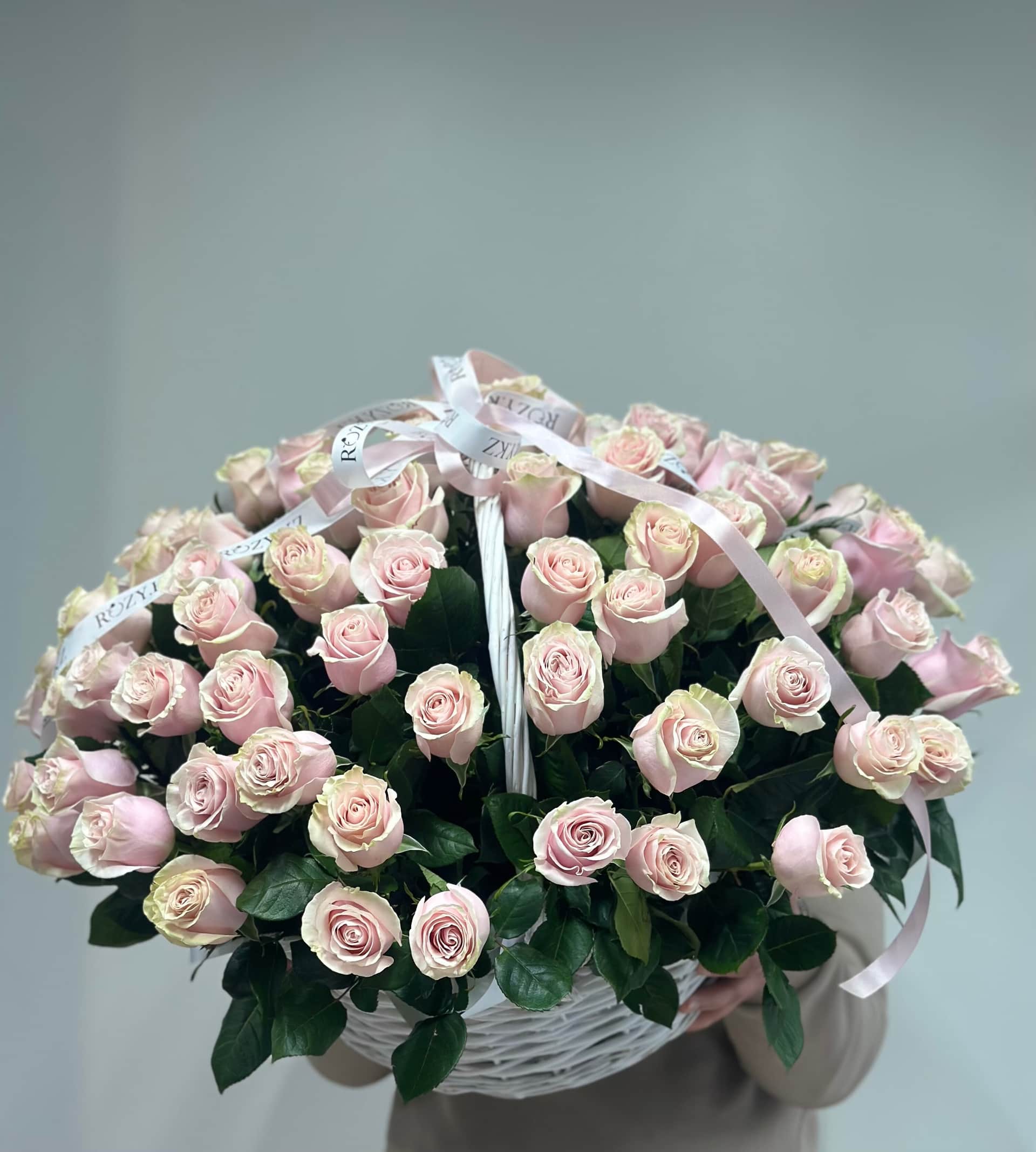 Basket 75 pink roses
