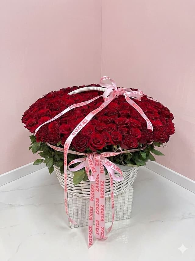 Basket 301 roses
