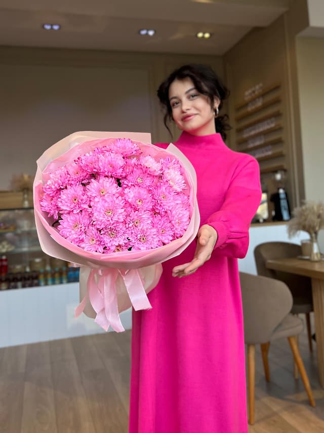 7 pink chrysanthemums