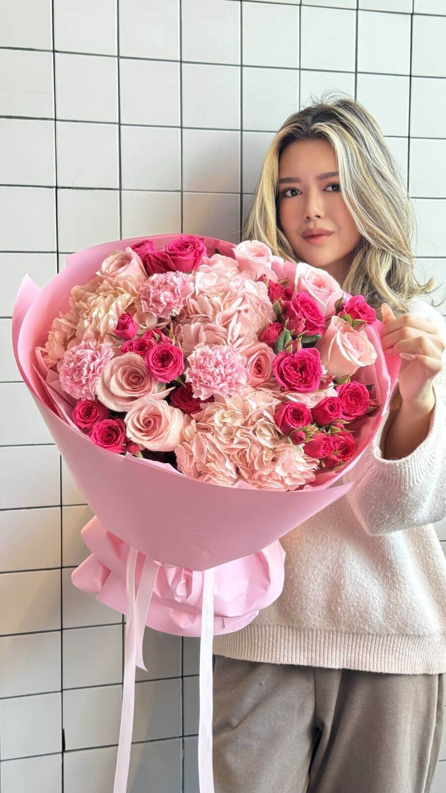 Bouquet at First Sight