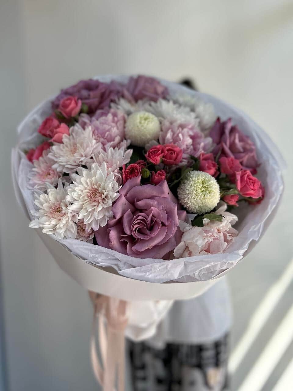 Bouquet mix exotic in white styling