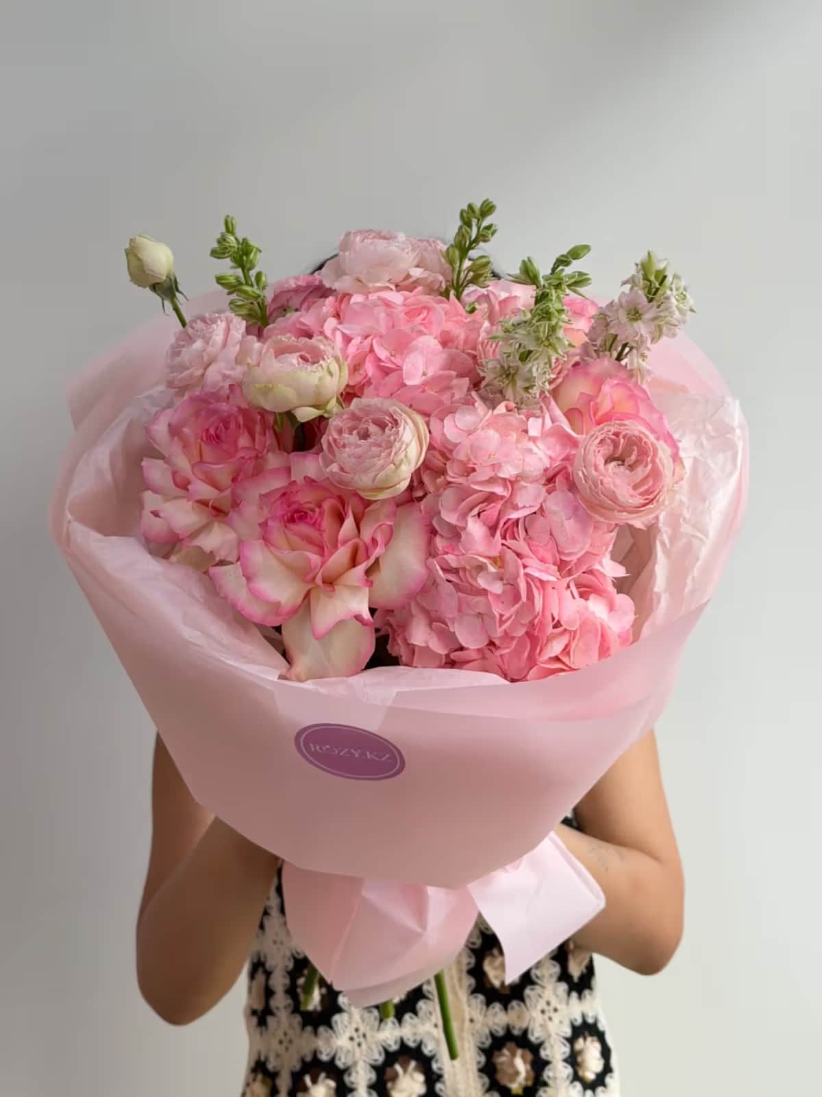 «Нежная симфония» — Hydrangea, Rose light pink