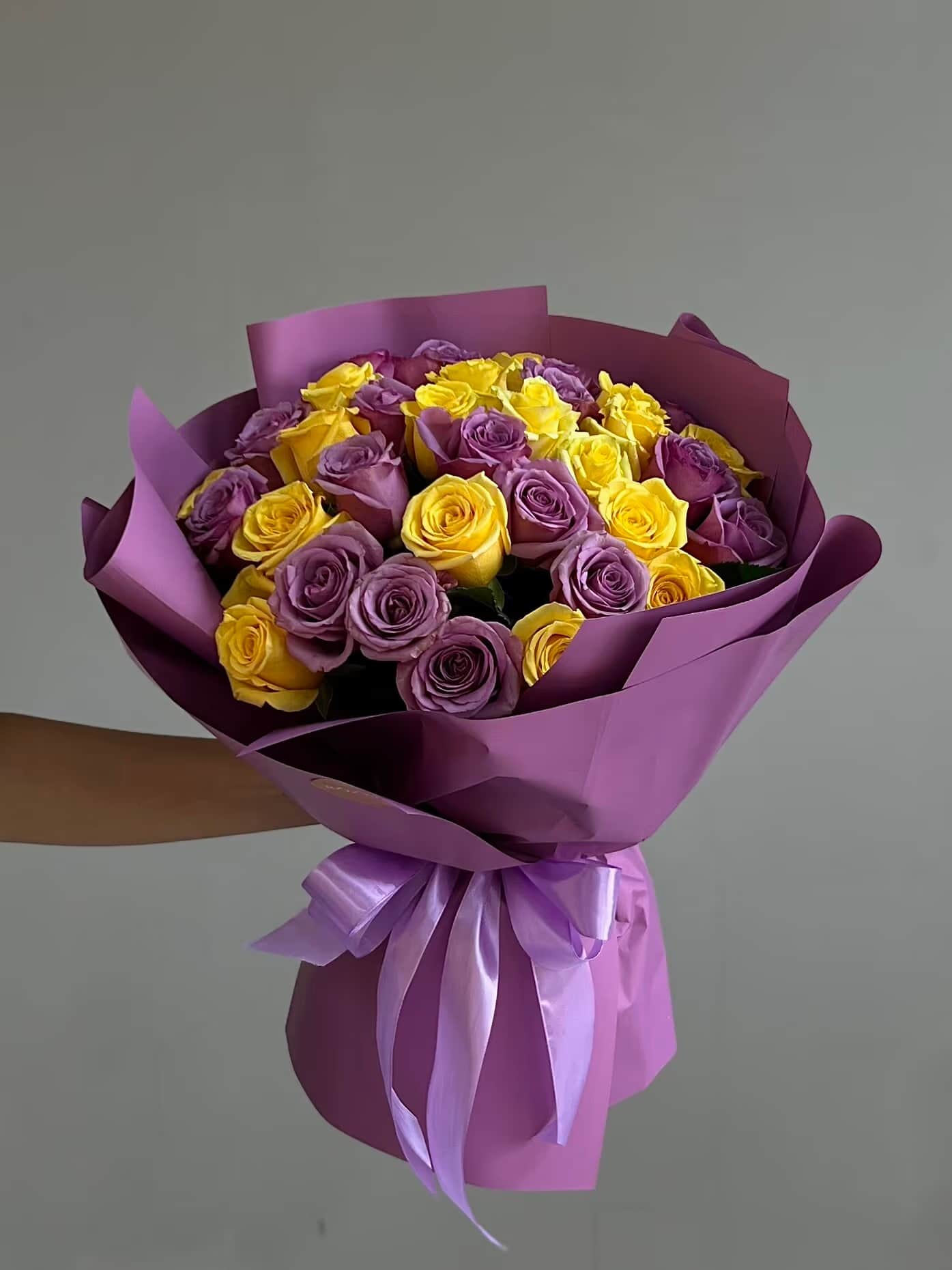 Mix 35 purple/yellow roses