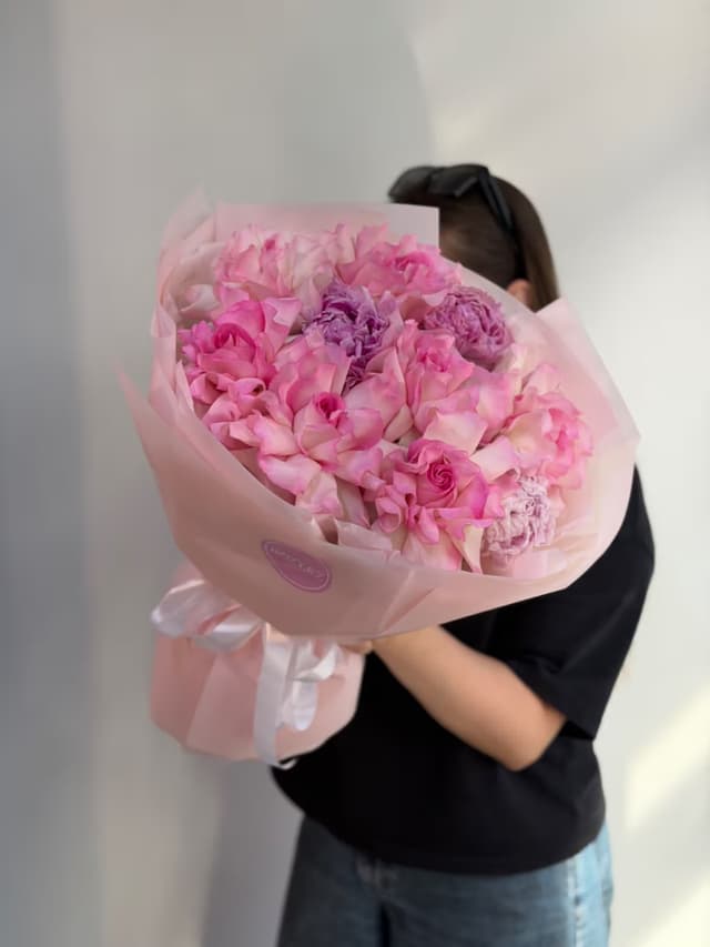 «Розовые мечты» — Пион, Роза светло-розовая