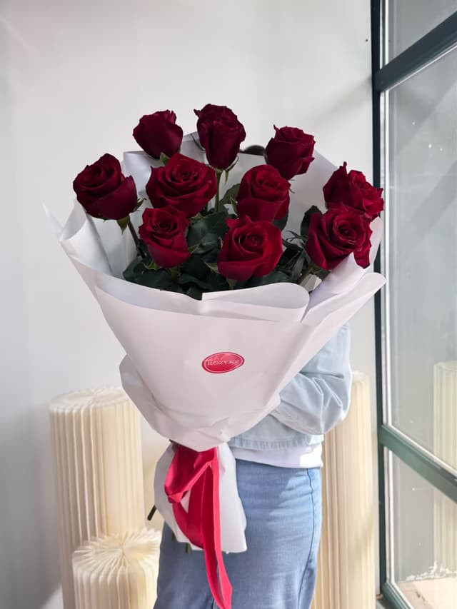 «Страсть в алом» — Rose Ecuadorian red