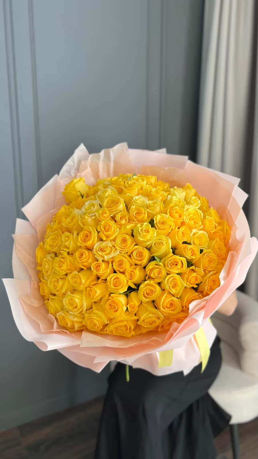 Bouquet of 101 yellow roses