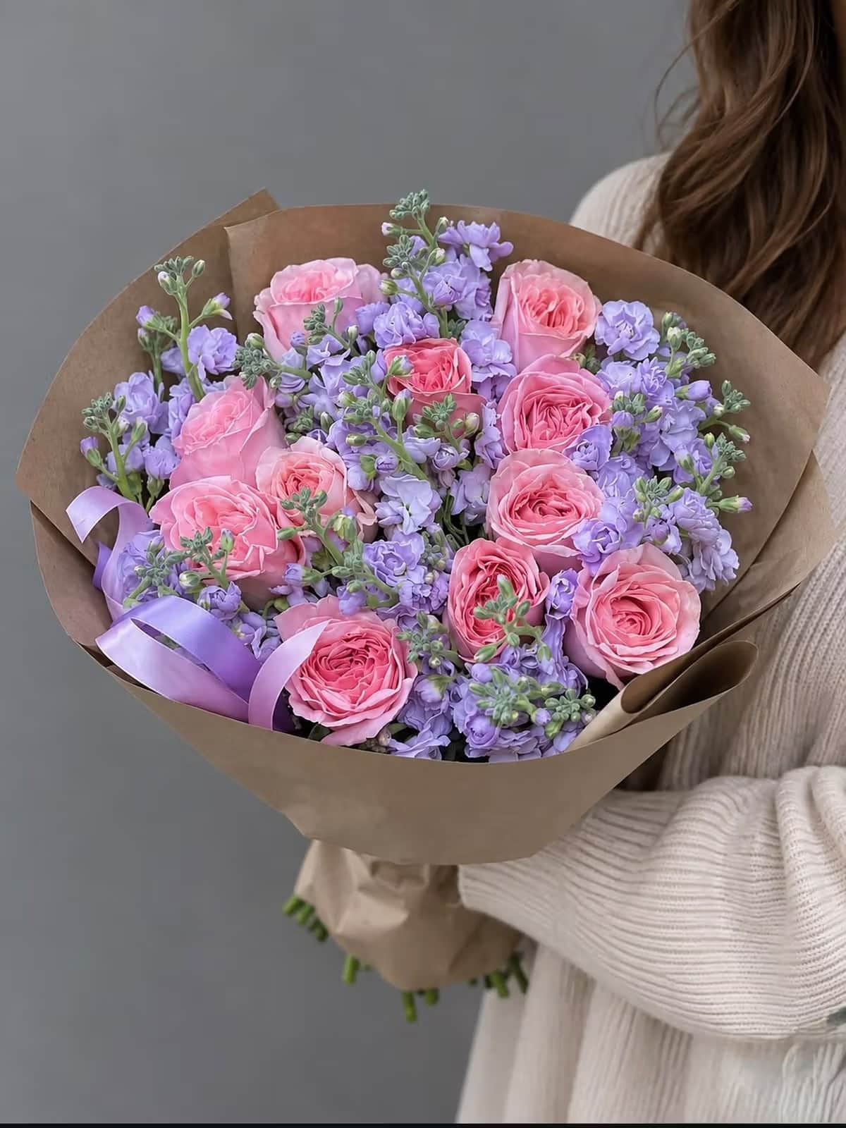 Авторский букет Pink Champagne — Роза светло-розовая, Маттиола